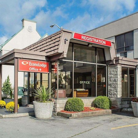Econo Lodge By The Falls Niagara Şelalesi Dış mekan fotoğraf