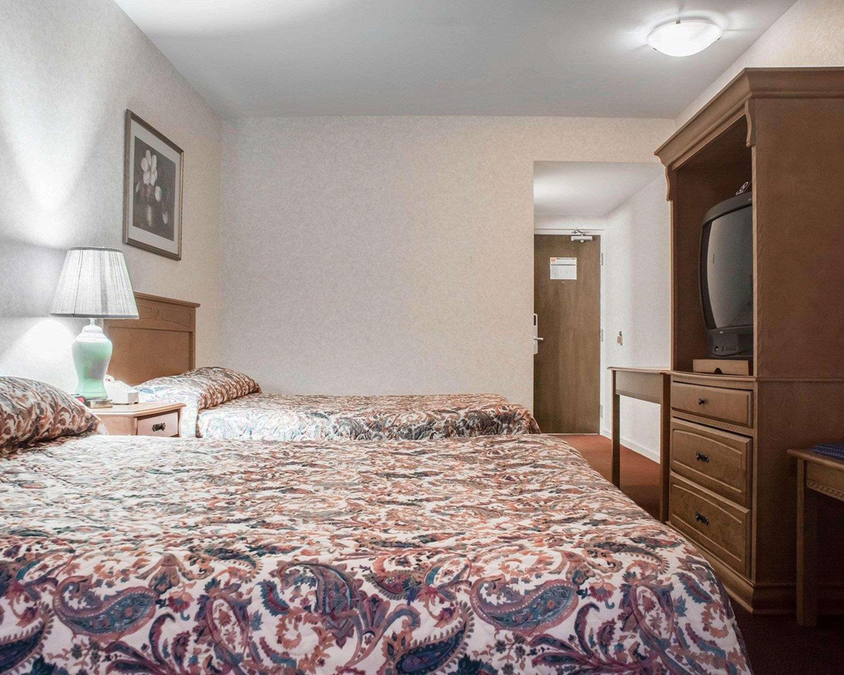 Econo Lodge By The Falls Niagara Şelalesi Dış mekan fotoğraf