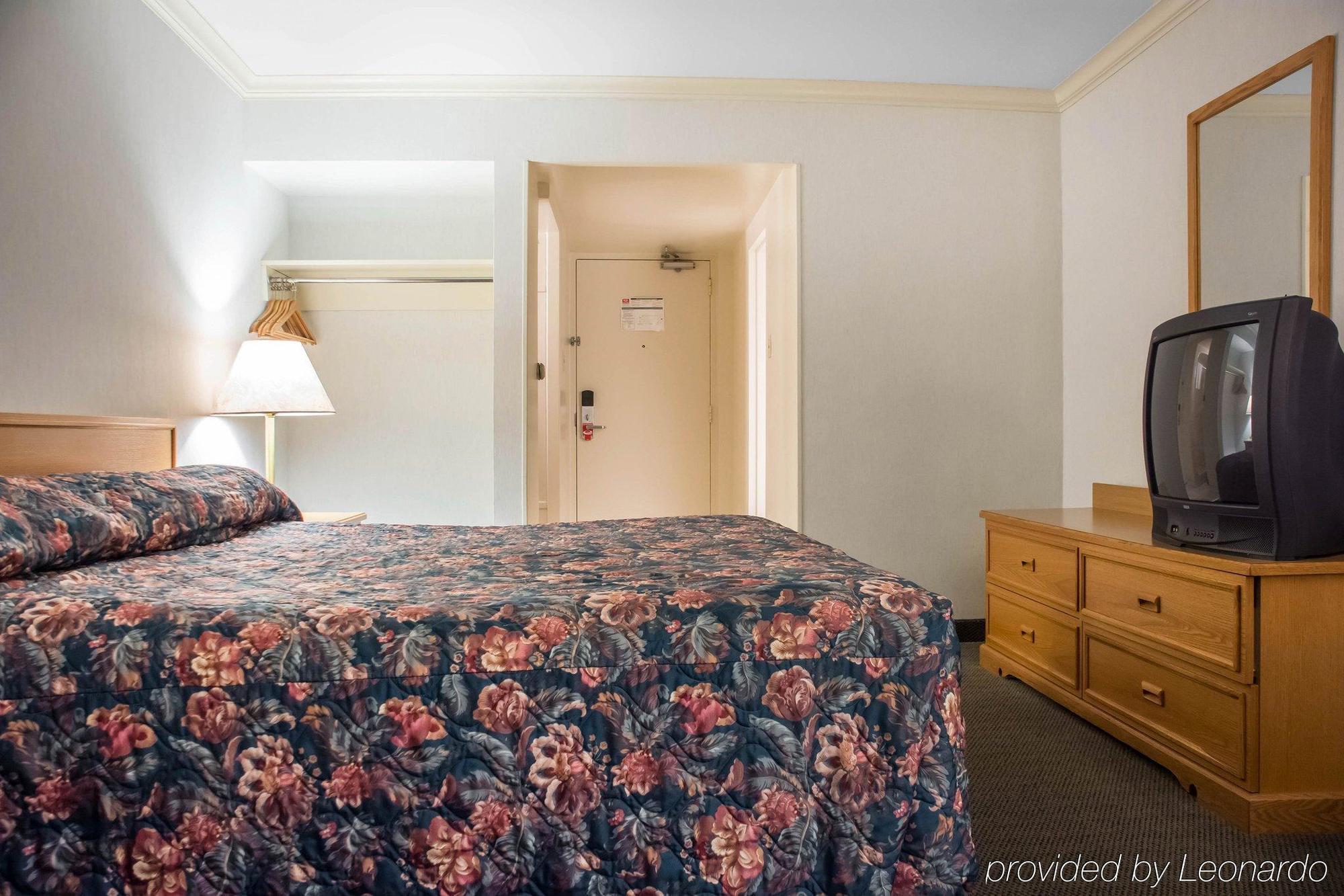 Econo Lodge By The Falls Niagara Şelalesi Dış mekan fotoğraf